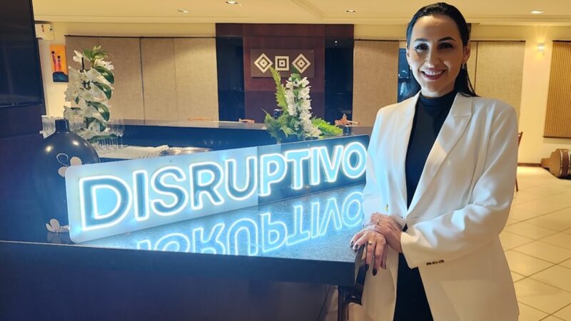 Um novo capítulo na trajetória de Danisa Virmond: lançamento do livro Disruptivo sela sua transição para uma nova jornada no setor hoteleiro