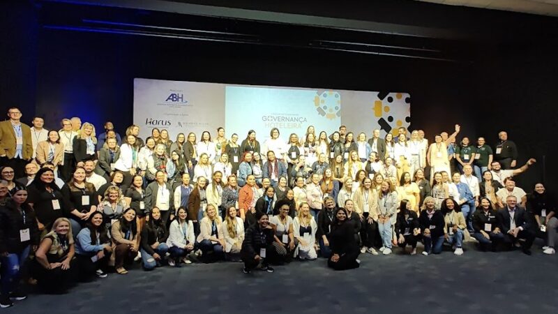 1º Encontro Catarinense de Governança Hoteleira reúne profissionais de todo o estado no Costão do Santinho