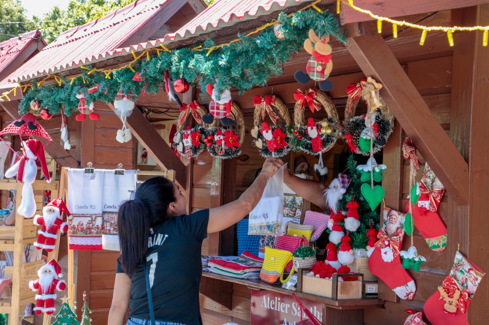 Sonho de Natal de Canela prestigia artesanato local