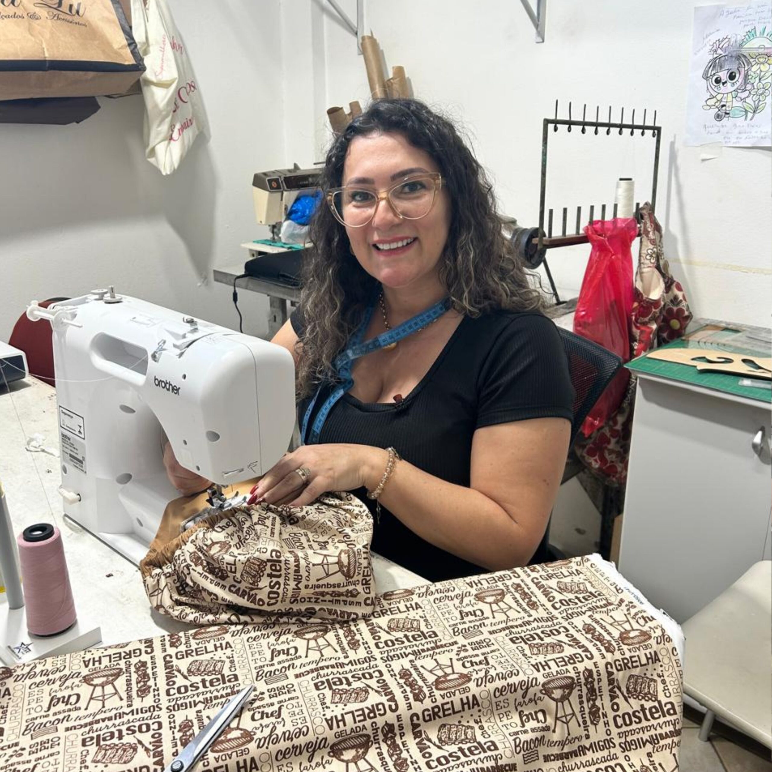 Projeto Costurar e Empoderar aposta na formação em arte têxtil e no fortalecimento de saberes manuais