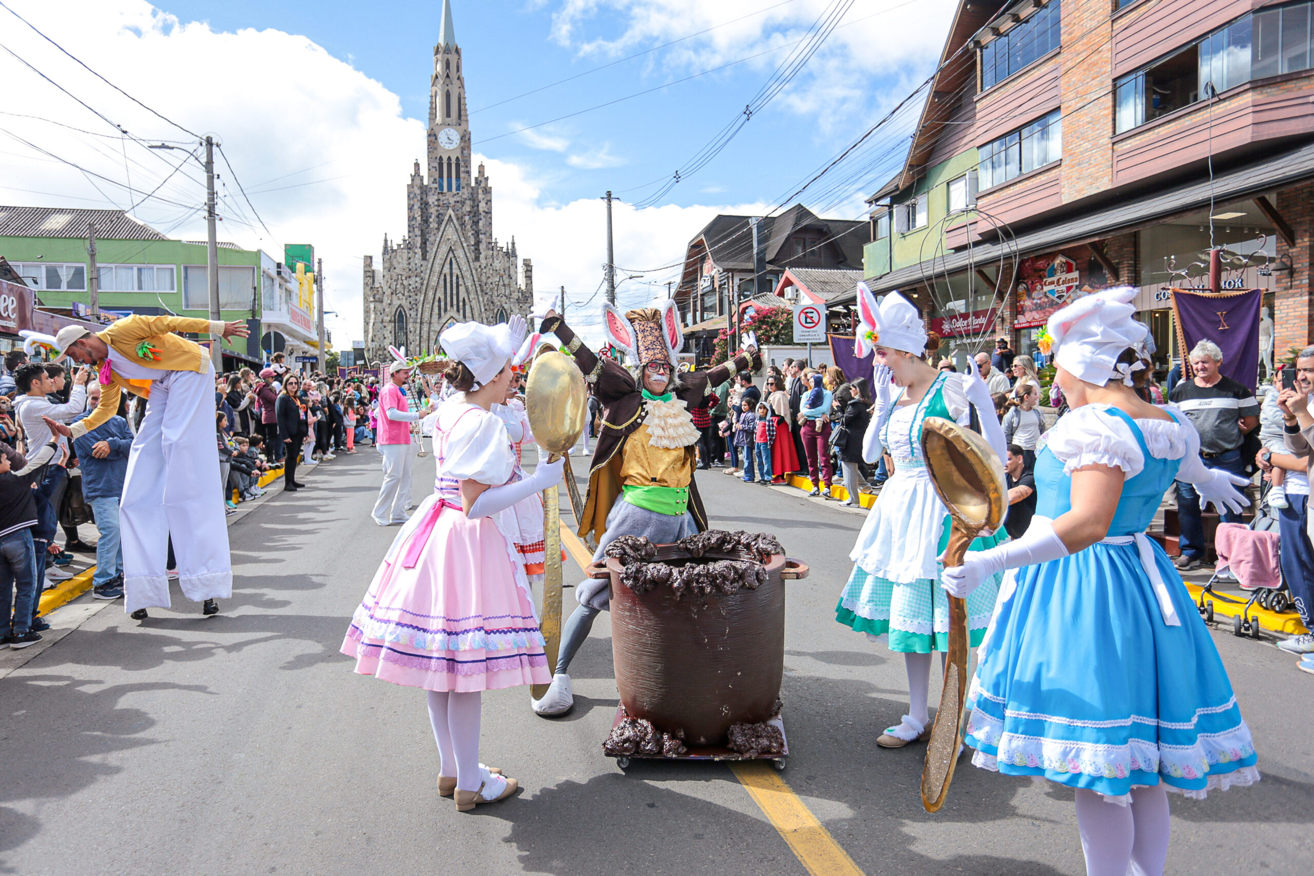 Artistas podem inscrever propostas para integrar a programação da Páscoa em Canela até o dia 10