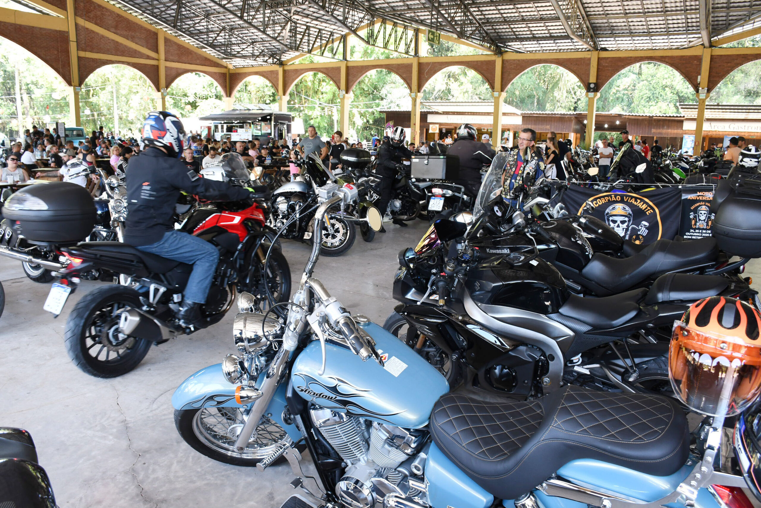 Sol, natureza e música marcam fim de semana especial do Verão em Picada Café
