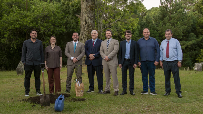 Canela celebra 100 anos como Distrito de Taquara com ato cívico e sessão solene no centenário Grande Hotel Canela
