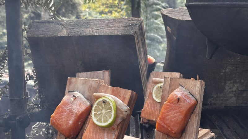 Sabores do fogo e do mar marcam Páscoa no Parador Hampel com experiência inédita na Serra Gaúcha