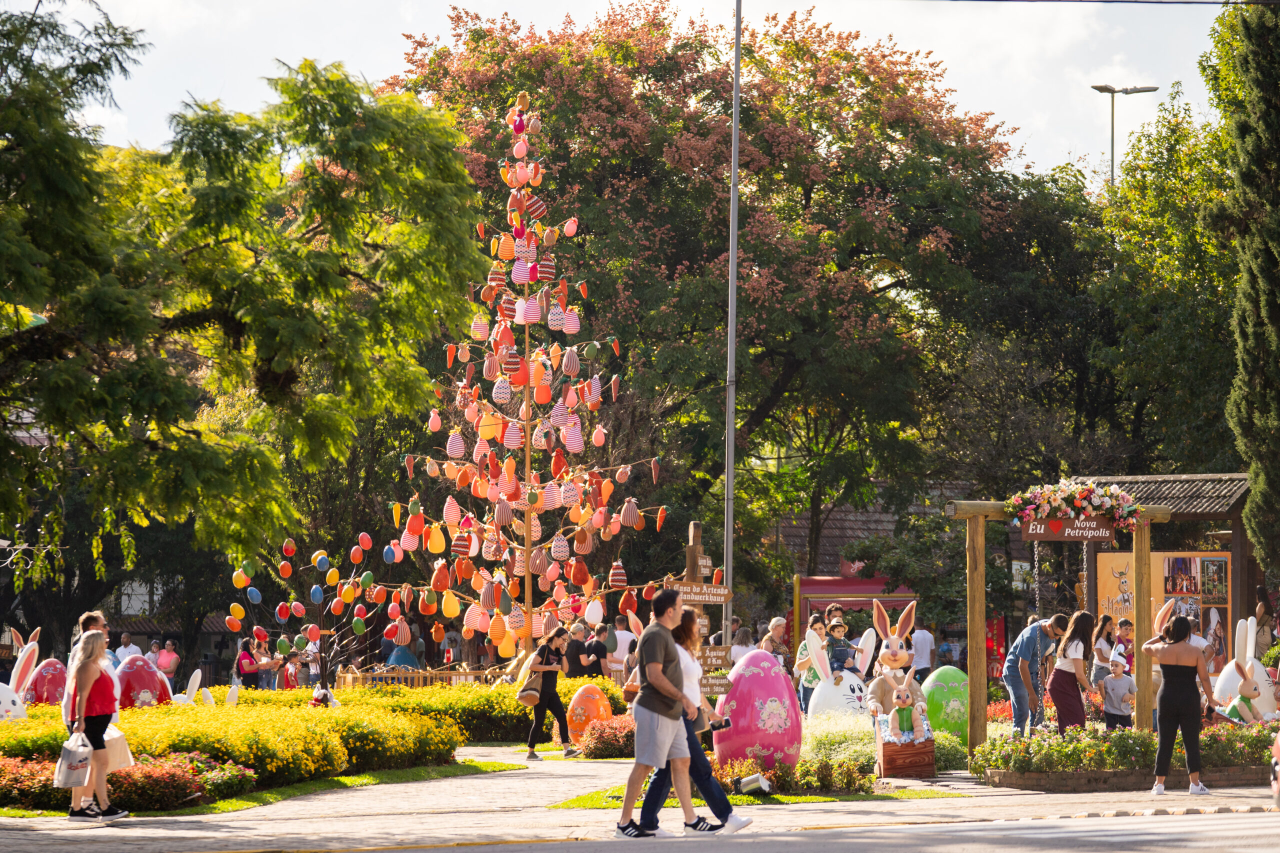 Nova Petrópolis entra no clima da Páscoa e aposta na tradição germânica para encantar visitantes