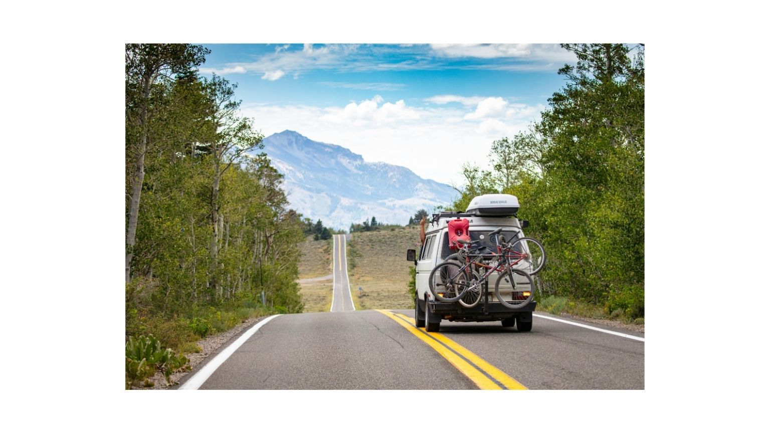 Com mais de 10 feriados nacionais em 2026, cuidados com os pneus ganham ainda mais importância nas viagens